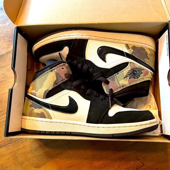 Jordan 1 Army/Camo. Amazing 9.7/10 condition - Picture 1 of 6